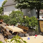 Hofer * Villach
